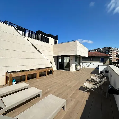 Penthouse With Private Pool 50m From The Apartment San Sebastian