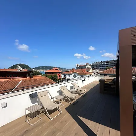 Penthouse With Private Pool 50m From The 圣塞瓦斯蒂安