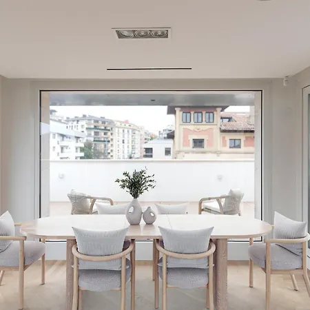 Apartment Penthouse With Private Pool 50m From The *