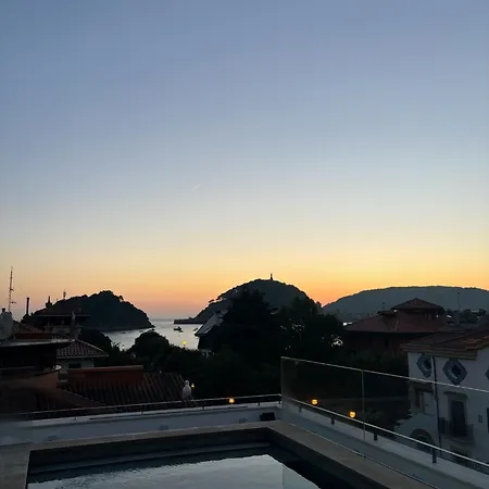 Apartment Penthouse With Private Pool 50m From The *