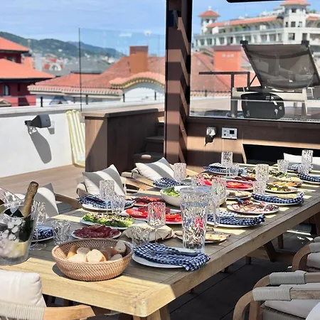 Penthouse With Private Pool 50m From The Appartamento *