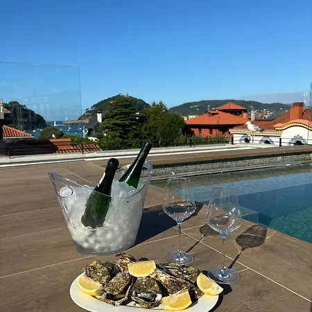 Appartamento Penthouse With Private Pool 50m From The